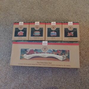 Hallmark Holiday Train Ornament Set - Red and Green